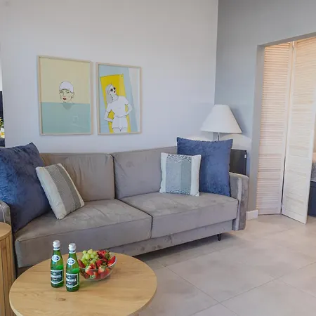 Aquarius Blue Apartment *