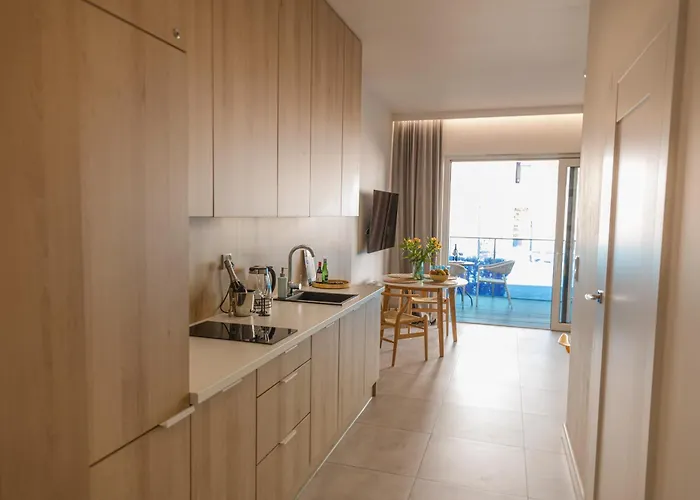 Aquarius Blue Apartment *